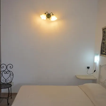S'abba E Sa Pedra Lejlighed *